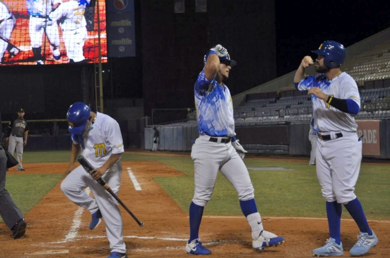 Magallanes doblegó a su eterno rival en Valencia