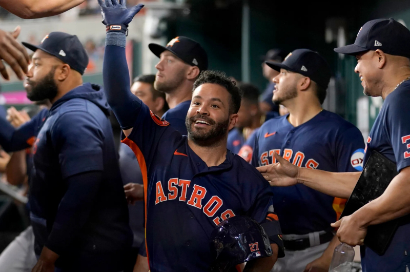 José Altuve concretó hito histórico con juego de tres jonrones