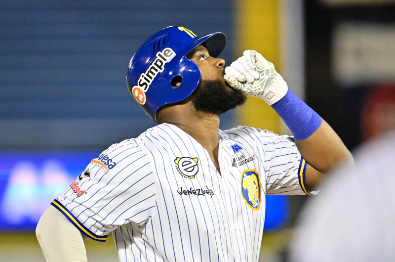 Navieros dominaron a Cardenales para alargar racha ganadora